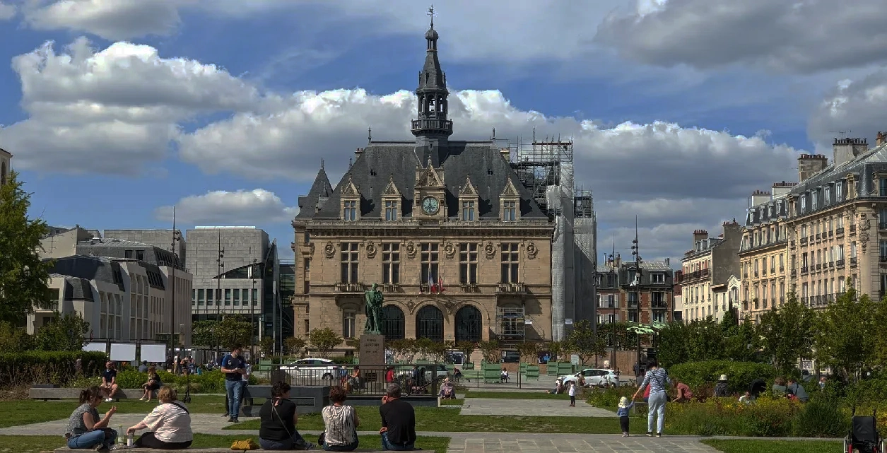 Hommage digne en Val-de-Marne